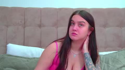 Christina online show from 02/07/26, 06:33