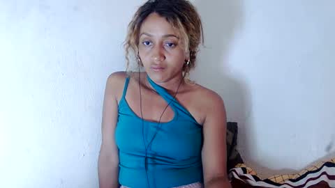 christine213 online show from 02/08/25, 12:06