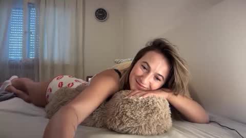 Christine online show from 10/29/25, 01:57