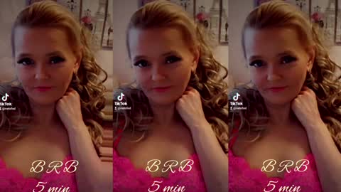 Snapshot of christirose chatting on 02/05/25, 04:14 Christi online show from 02/05/25, 04:14