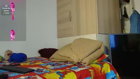 CHRISTOPHER online show from 11/12/25, 09:21