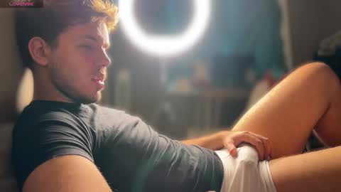 Christopher online show from 09/30/25, 10:09