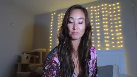 Christy Love online show from 11/08/25, 05:07