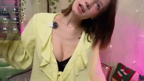 Snapshot of christy_memeow chatting on 11/30/25, 03:27 christy memeow online show from 11/30/25, 03:27