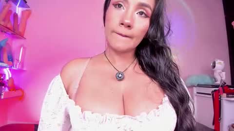 christy online show from 11/19/25, 12:43