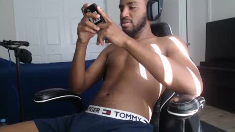 ChrisVacherx online show from 09/27/25, 05:18