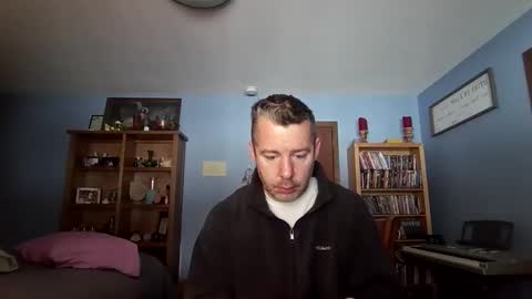 chrisw8121 online show from 12/03/25, 04:05