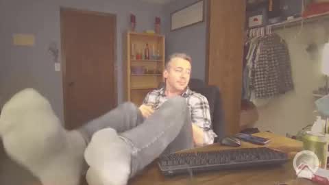 chrisw8121 online show from 04/07/26, 04:13