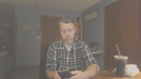 chrisw8121 online show from 04/10/26, 04:06