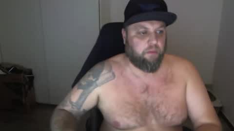 Snapshot of chrizz80 chatting on 01/11/25, 10:40 Chrizz online show from 01/11/25, 10:40