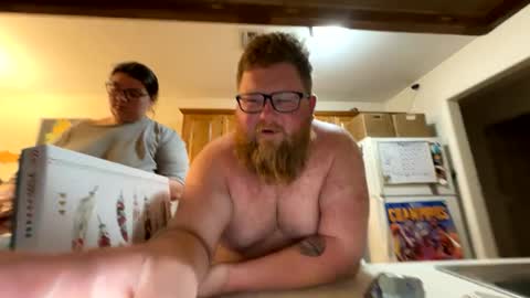 Snapshot of chubbsguy92 chatting on 09/21/25, 02:13 chubbsguy92 online show from 09/21/25, 02:13