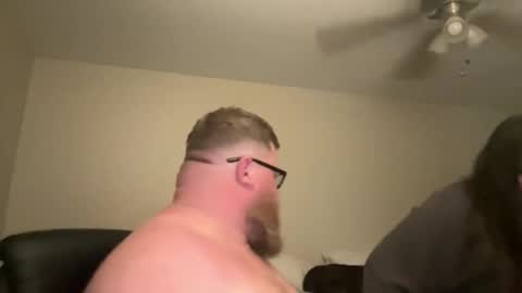 Snapshot of chubbsguy92 chatting on 10/27/25, 02:59 chubbsguy92 online show from 10/27/25, 02:59