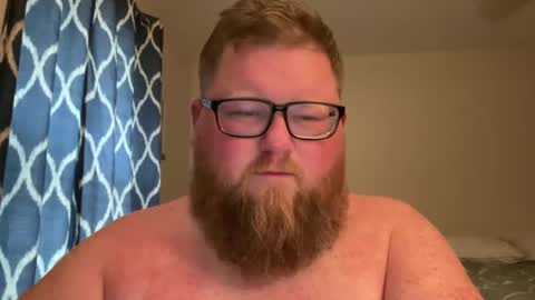 Snapshot of chubbsguy92 chatting on 10/27/25, 10:03 chubbsguy92 online show from 10/27/25, 10:03