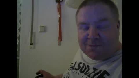 chubby_david online show from 12/19/25, 11:12