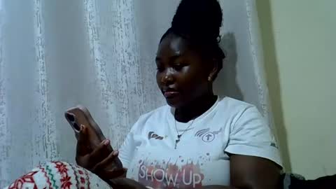 DivaDee online show from 05/20/26, 05:41