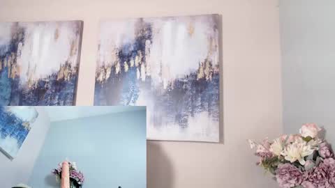 Snapshot of chubby_vaniie_ chatting on 02/22/25, 12:38 Vanesa online show from 02/22/25, 12:38