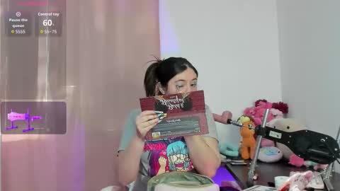 Snapshot of chubby_vaniie_ chatting on 10/14/25, 03:57 Vanesa online show from 10/14/25, 03:57