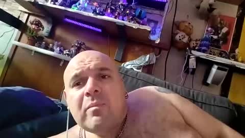 Snapshot of chubbyman43 chatting on 05/18/26, 08:09 chubbyman43 online show from 05/18/26, 08:09