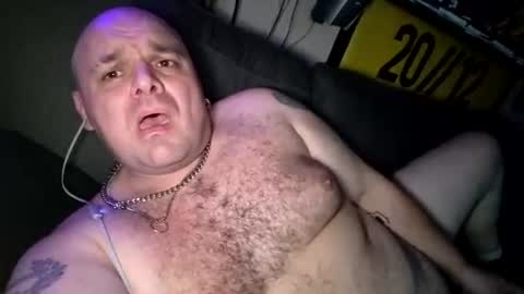Snapshot of chubbyman44 chatting on 06/10/26, 02:45 chubbyman44 online show from 06/10/26, 02:45