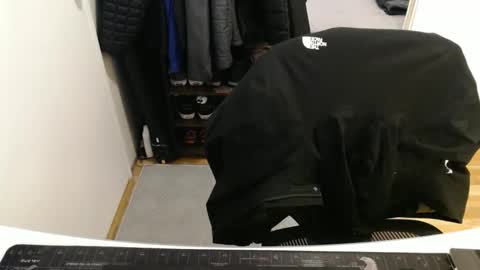 AstorYvr online show from 11/25/25, 02:00