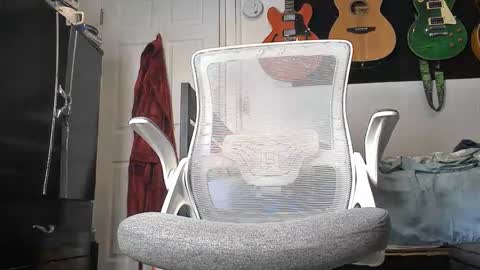 Snapshot of chuchuchu9021 chatting on 12/22/25, 03:25 chuchuchu9021 online show from 12/22/25, 03:25