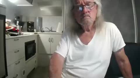 chuck3355257141 online show from 07/02/26, 02:55