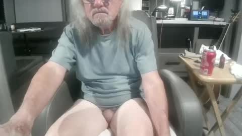 chuck3355257141 online show from 07/23/26, 02:09