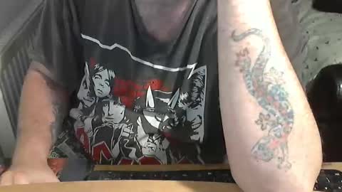 Snapshot of chunkisgreat chatting on 10/22/25, 09:47 chunkisgreat online show from 10/22/25, 09:47