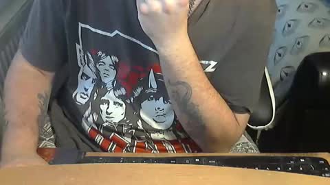 Snapshot of chunkisgreat chatting on 11/03/25, 04:08 chunkisgreat online show from 11/03/25, 04:08