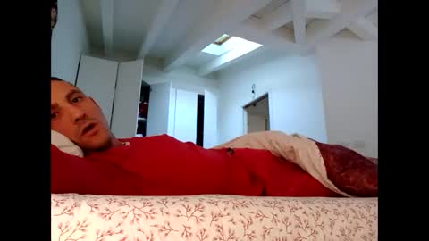 ciaoneciaone25 online show from 12/29/24, 08:11