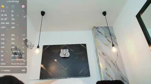 ...   ... online show from 11/19/25, 03:39