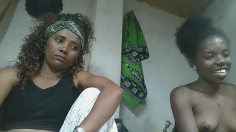 Snapshot of ciciazzhh chatting on 02/28/26, 08:43 ciciazzhh online show from 02/28/26, 08:43