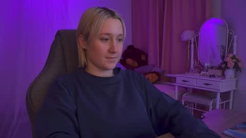 Cin Bellamy online show from 01/12/26, 04:07