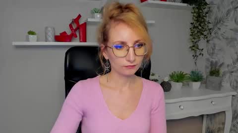 Cinderella online show from 03/04/26, 06:30