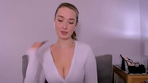 cindyprettywomen online show from 12/15/25, 04:11