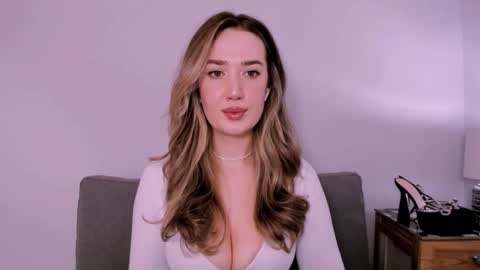 Snapshot of cindyprettywomen chatting on 05/25/26, 05:19 cindyprettywomen online show from 05/25/26, 05:19