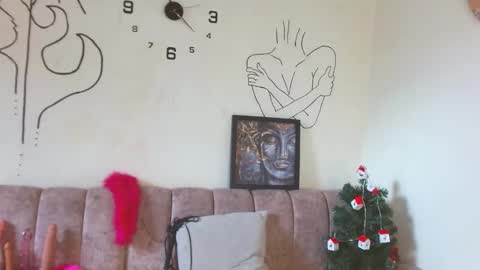 Snapshot of cinna__ chatting on 12/03/25, 03:21 cinna__ online show from 12/03/25, 03:21