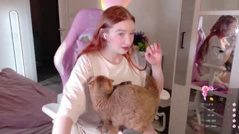 Maddy online show from 11/24/25, 09:25