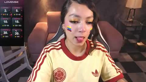 Cinnamon online show from 06/17/26, 12:50