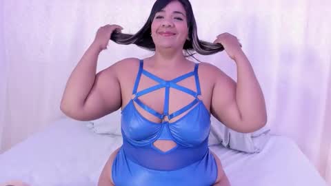 Snapshot of cinnamon_skin01 chatting on 02/10/26, 11:03 Nailha online show from 02/10/26, 11:03