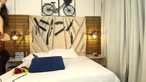 cinthiabaker online show from 12/02/25, 11:59