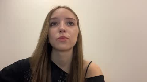 Snapshot of cinthiaprysock chatting on 04/12/26, 02:22 Aurora online show from 04/12/26, 02:22