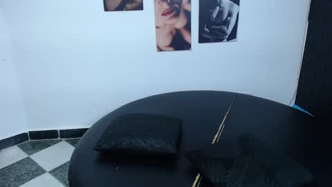 Cinthya online show from 11/28/25, 06:54