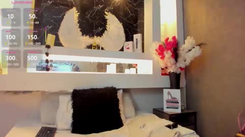 Cinthya  online show from 10/09/25, 02:48