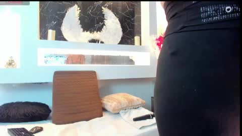 Cinthya  online show from 12/01/25, 12:43