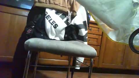 Snapshot of ciop1962 chatting on 11/17/25, 04:13 ciop1962 online show from 11/17/25, 04:13