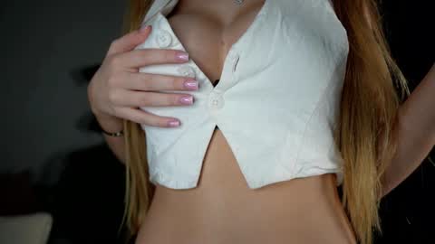 Snapshot of cirilada chatting on 12/07/24, 08:33 Sandy online show from 12/07/24, 08:33