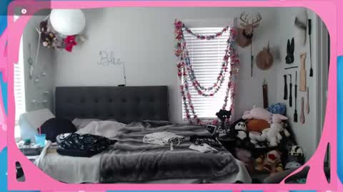 Blu online show from 06/24/26, 01:37