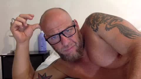 . online show from 05/08/26, 09:53