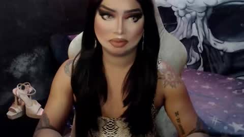 Snapshot of cj_parker69 chatting on 11/02/25, 01:57 QUEEN CESS online show from 11/02/25, 01:57